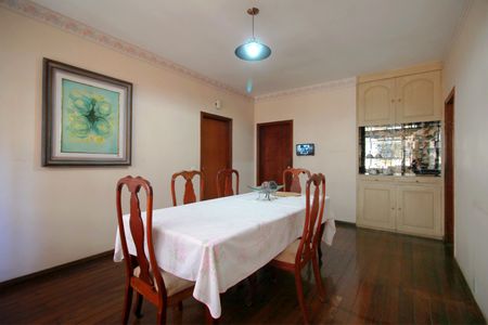 Apartamento à venda com 186m², 4 quartos e 2 vagasSala de Jantar