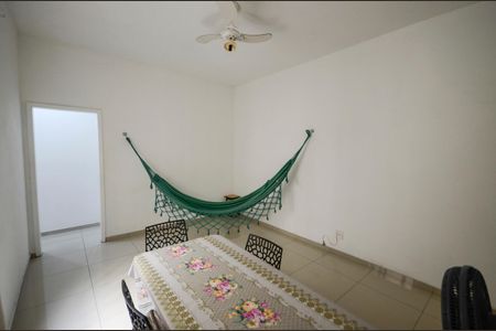 Apartamento à venda com 76m², 2 quartos e 1 vagaSala