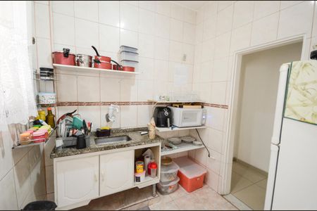 Apartamento à venda com 76m², 2 quartos e 1 vagaCozinha