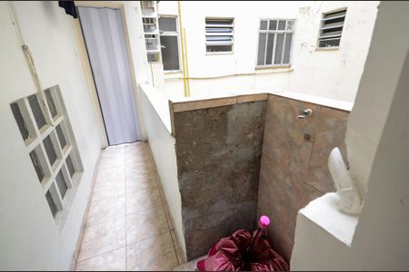 Apartamento à venda com 76m², 2 quartos e 1 vagaÁrea de Serviço