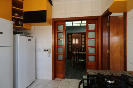 Apartamento à venda com 212m², 4 quartos e 3 vagasCozinha