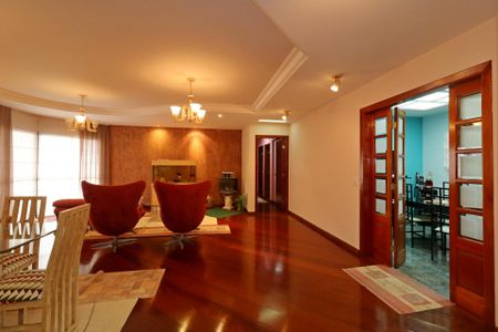 Apartamento à venda com 212m², 4 quartos e 3 vagasSala