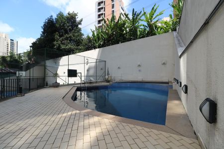 Apartamento à venda com 212m², 4 quartos e 3 vagasÁrea Comum - Piscina