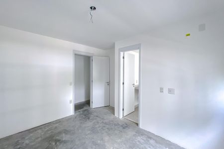 Apartamento à venda com 179m², 3 quartos e 3 vagas Apartamento à venda com 179m², 3 quartos e 3 vagasQuarto 2 - Suíte