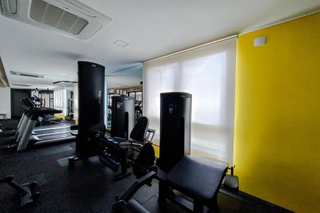 Apartamento à venda com 179m², 3 quartos e 3 vagas Apartamento à venda com 179m², 3 quartos e 3 vagasÁrea comum - Academia