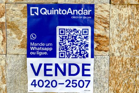 Apartamento à venda com 179m², 3 quartos e 3 vagas Apartamento à venda com 179m², 3 quartos e 3 vagasPlaquinha