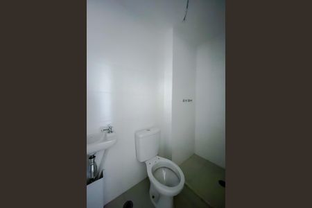 Apartamento à venda com 179m², 3 quartos e 3 vagas Apartamento à venda com 179m², 3 quartos e 3 vagasBanheiro da Suíte 4