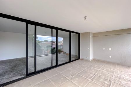 Apartamento à venda com 179m², 3 quartos e 3 vagas Apartamento à venda com 179m², 3 quartos e 3 vagasVaranda da Sala