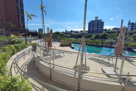 Apartamento à venda com 153m², 4 quartos e 3 vagasÁrea comum - Piscina