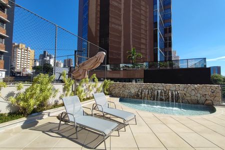 Apartamento à venda com 153m², 4 quartos e 3 vagasÁrea comum - Piscina