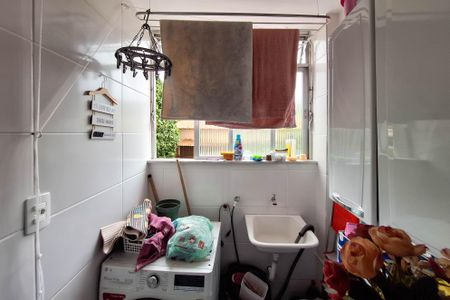 Apartamento à venda com 60m², 2 quartos e 1 vaga Apartamento à venda com 60m², 2 quartos e 1 vagaÁrea de Serviço