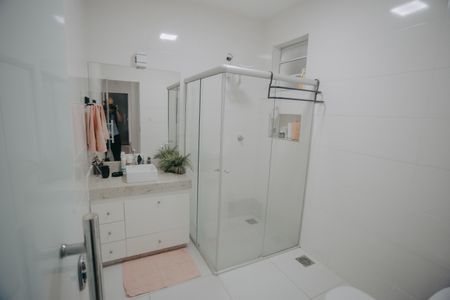 Casa à venda com 360m², 7 quartos e 3 vagas Casa à venda com 360m², 7 quartos e 3 vagasBanheiro 2