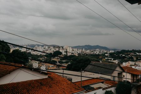 Casa à venda com 360m², 7 quartos e 3 vagas Casa à venda com 360m², 7 quartos e 3 vagasvista Varanda da Sala