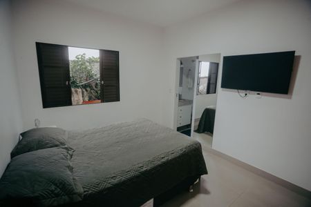 Casa à venda com 360m², 7 quartos e 3 vagas Casa à venda com 360m², 7 quartos e 3 vagasQuarto 5