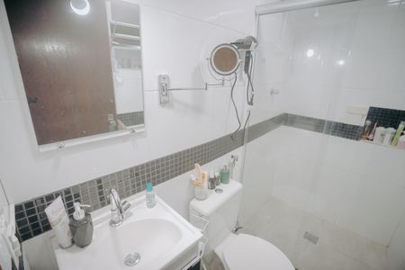 Casa à venda com 360m², 7 quartos e 3 vagas Casa à venda com 360m², 7 quartos e 3 vagasBanheiro 5