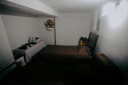 Casa à venda com 360m², 7 quartos e 3 vagas Casa à venda com 360m², 7 quartos e 3 vagasQuarto 2