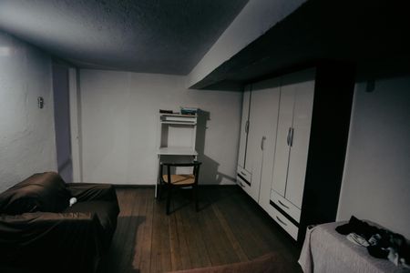 Casa à venda com 360m², 7 quartos e 3 vagas Casa à venda com 360m², 7 quartos e 3 vagasQuarto 2