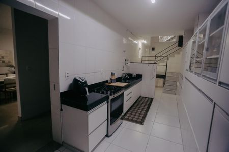 Casa à venda com 360m², 7 quartos e 3 vagas Casa à venda com 360m², 7 quartos e 3 vagasCozinha