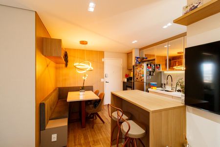 Apartamento à venda com 41m², 2 quartos e 1 vaga Apartamento à venda com 41m², 2 quartos e 1 vagaSala