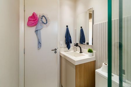 Apartamento à venda com 41m², 2 quartos e 1 vaga Apartamento à venda com 41m², 2 quartos e 1 vagaBanheiro