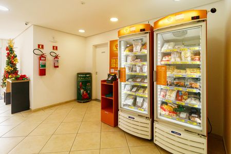 Apartamento à venda com 41m², 2 quartos e 1 vaga Apartamento à venda com 41m², 2 quartos e 1 vagaÁrea comum