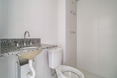 Apartamento à venda com 79m², 3 quartos e 1 vaga Apartamento à venda com 79m², 3 quartos e 1 vagaBanheiro social