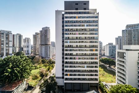 Apartamento à venda com 79m², 3 quartos e 1 vagaVista