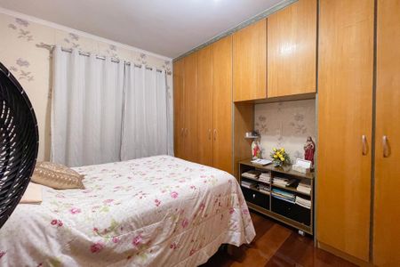 Casa à venda com 165m², 3 quartos e 4 vagasQuarto 2