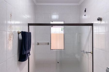 Casa à venda com 165m², 3 quartos e 4 vagasBanheiro Social