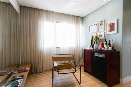 Apartamento à venda com 79m², 2 quartos e 1 vaga Apartamento à venda com 79m², 2 quartos e 1 vagaSala