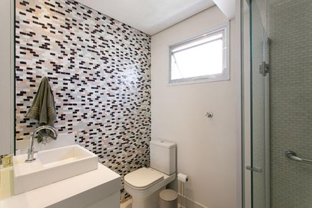 Apartamento à venda com 79m², 2 quartos e 1 vaga Apartamento à venda com 79m², 2 quartos e 1 vagaBanheiro