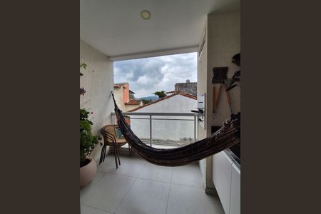 Apartamento à venda com 83m², 3 quartos e 1 vagavaranda