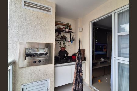 Apartamento à venda com 83m², 3 quartos e 1 vagavaranda