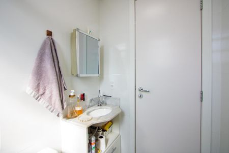 Apartamento à venda com 88m², 3 quartos e 1 vagaBanheiro do quarto 1