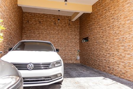 Casa à venda com 190m², 3 quartos e 2 vagas Casa à venda com 190m², 3 quartos e 2 vagasGaragem