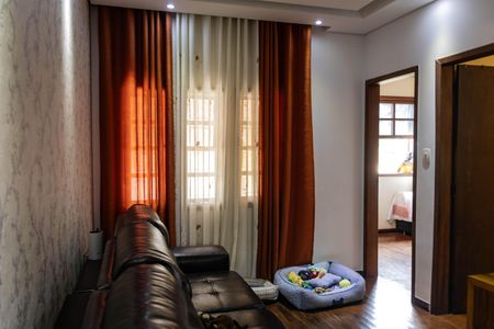 Casa à venda com 190m², 3 quartos e 2 vagas Casa à venda com 190m², 3 quartos e 2 vagasSala 2