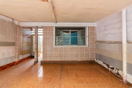 Casa à venda com 107m², 2 quartos e 2 vagas Casa à venda com 107m², 2 quartos e 2 vagasGaragem