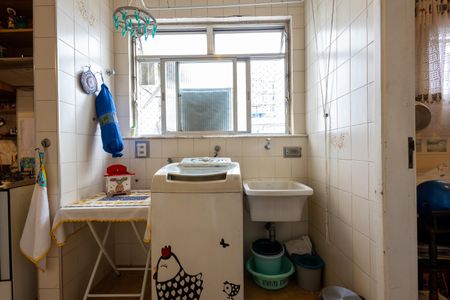 Apartamento à venda com 157m², 2 quartos e 2 vagas Apartamento à venda com 157m², 2 quartos e 2 vagasÁrea de Serviço