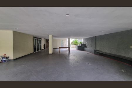 Apartamento à venda com 157m², 2 quartos e 2 vagas Apartamento à venda com 157m², 2 quartos e 2 vagasPlayground