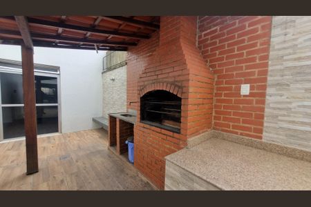 Apartamento à venda com 157m², 2 quartos e 2 vagas Apartamento à venda com 157m², 2 quartos e 2 vagasChurrasqueira