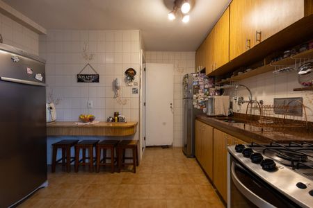Apartamento à venda com 157m², 2 quartos e 2 vagas Apartamento à venda com 157m², 2 quartos e 2 vagasCozinha