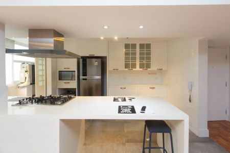 Apartamento à venda com 102m², 2 quartos e 1 vaga Apartamento à venda com 102m², 2 quartos e 1 vagaCozinha