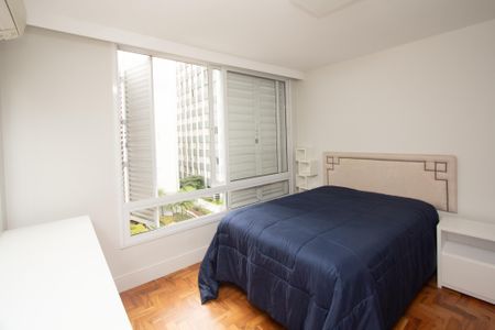 Apartamento à venda com 102m², 2 quartos e 1 vaga Apartamento à venda com 102m², 2 quartos e 1 vagaSuíte