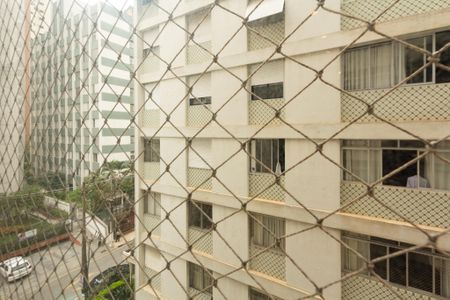 Apartamento à venda com 102m², 2 quartos e 1 vaga Apartamento à venda com 102m², 2 quartos e 1 vagaVista