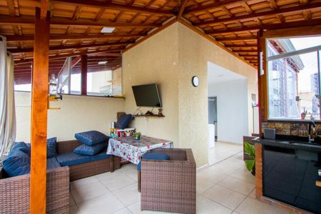 Apartamento à venda com 90m², 2 quartos e 2 vagas Apartamento à venda com 90m², 2 quartos e 2 vagasEspaço gourmet