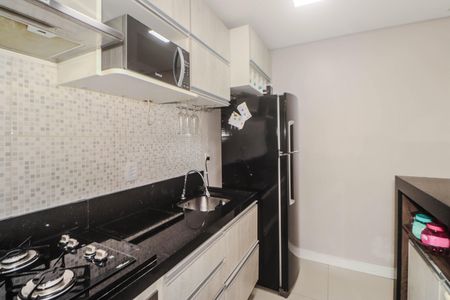 Apartamento à venda com 51m², 2 quartos e 1 vaga Apartamento à venda com 51m², 2 quartos e 1 vagaCozinha e Área de Serviço
