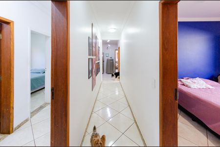 Casa à venda com 497m², 4 quartos e 6 vagasCorredor