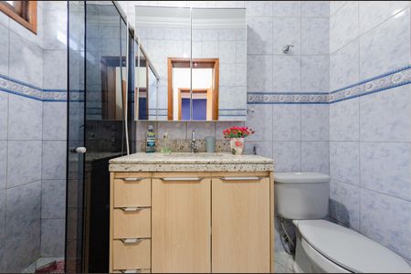 Casa à venda com 497m², 4 quartos e 6 vagasBanheiro suíte 1