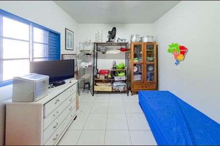 Casa à venda com 497m², 4 quartos e 6 vagasQuarto de serviço