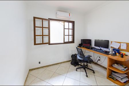 Casa à venda com 497m², 4 quartos e 6 vagasQuarto 1